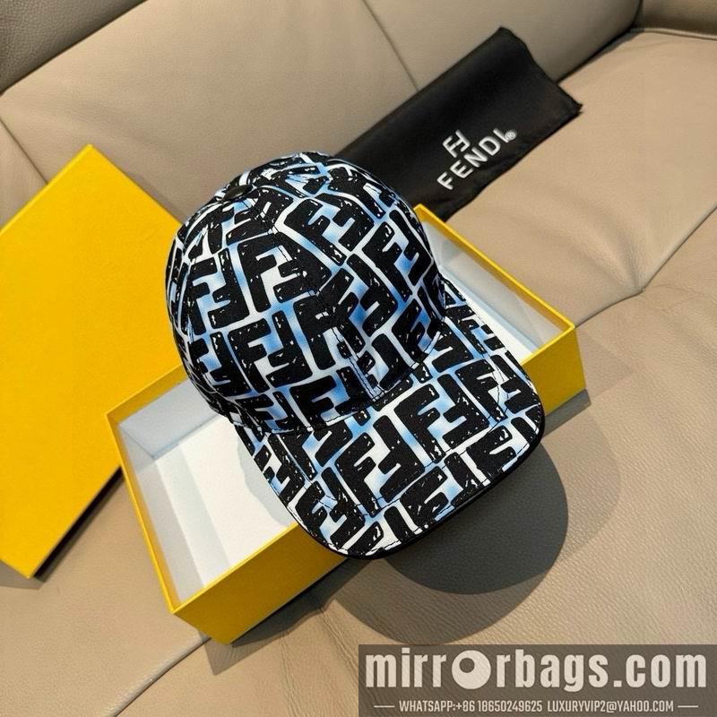 Fendi Hat dx83