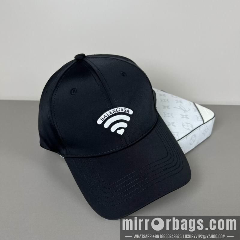 Balenciaga Hat dx33