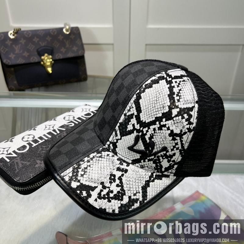 LV Hat dx18