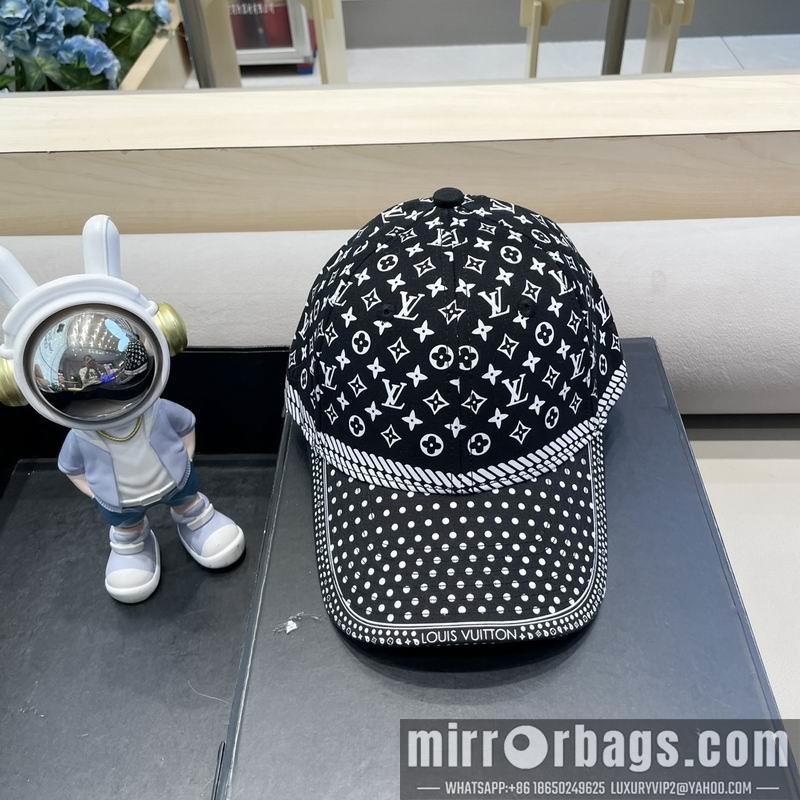 LV Hat 010403