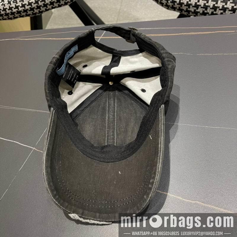 Prada Hat 021001