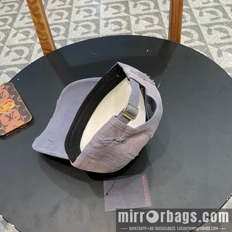 LV Hat 030941