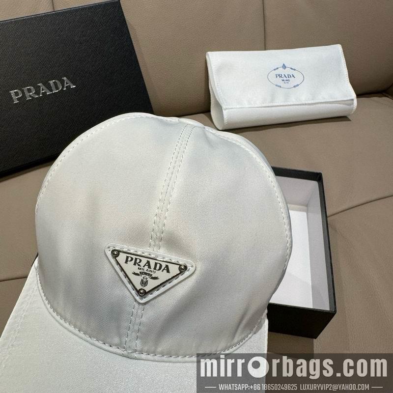 Prada Hat dx71