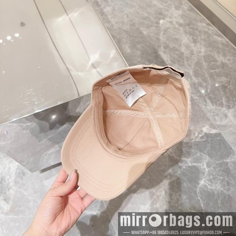 Miumiu Hat dx67