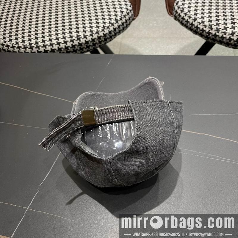 Moncler Hat 041403