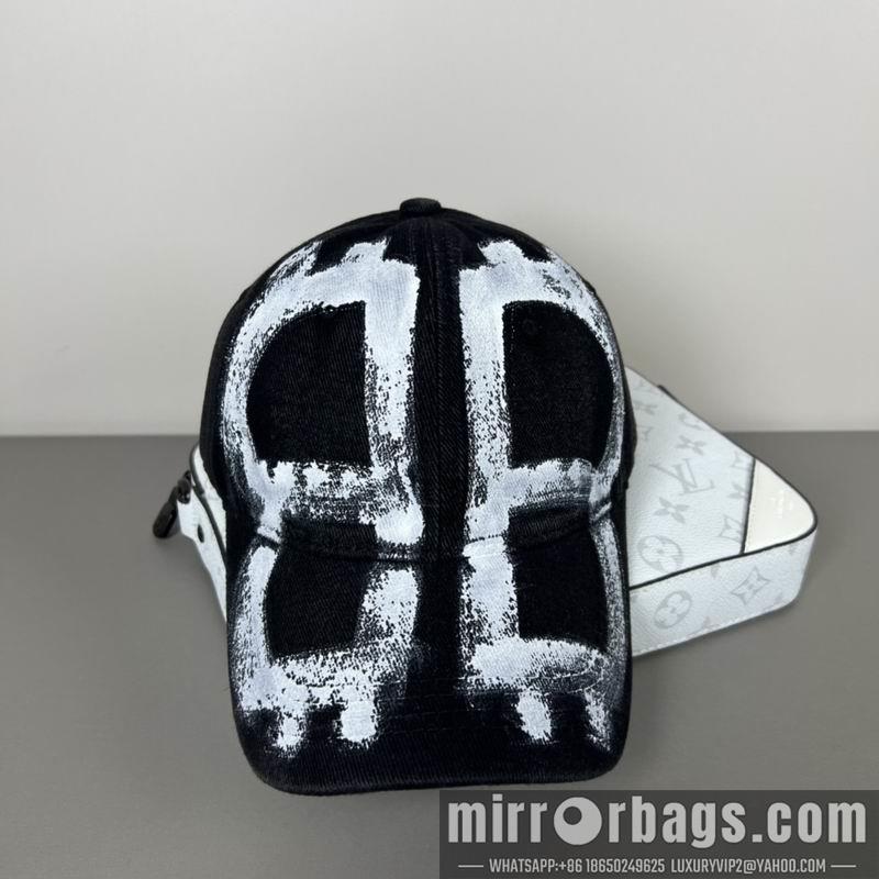Balenciaga Hat dx34