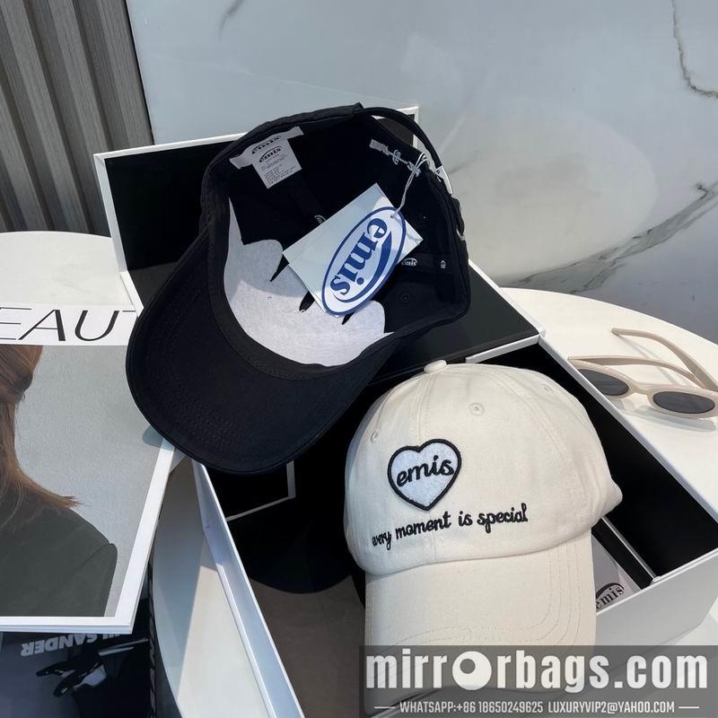 Emis Hat dx09