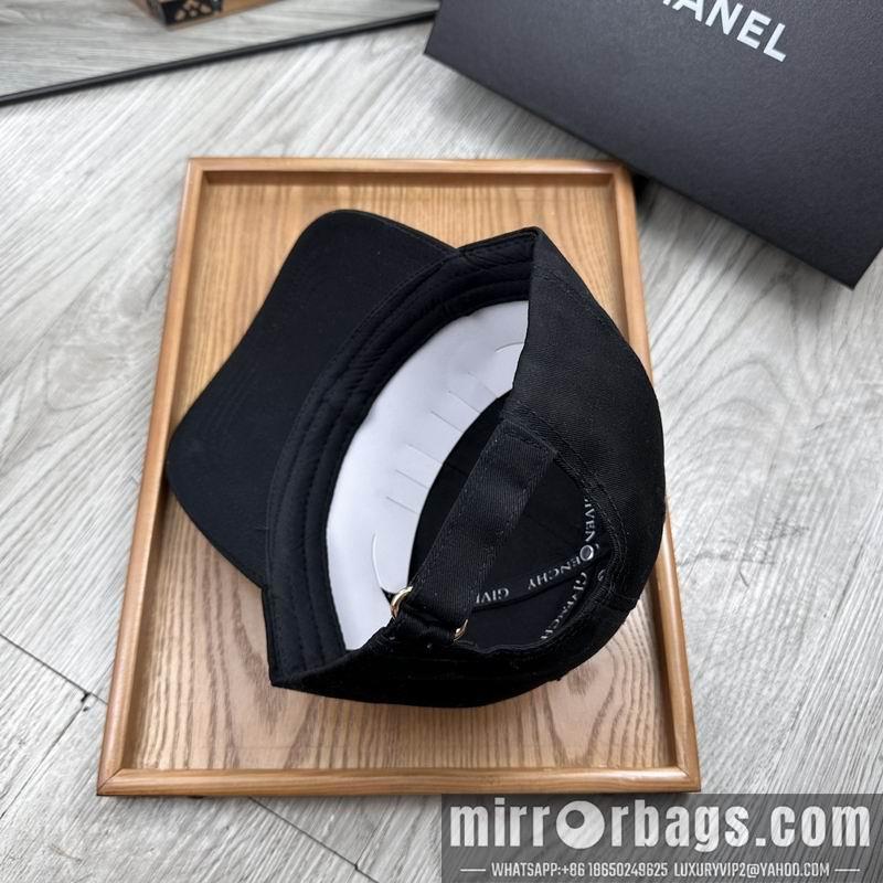 Givenchy Hat dx02