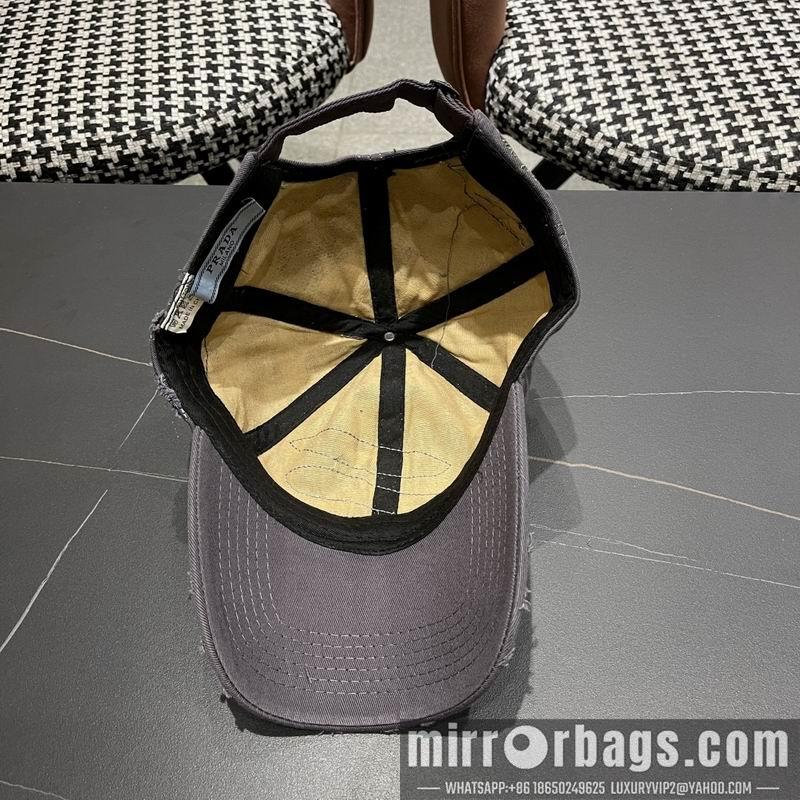 Prada Hat 041402