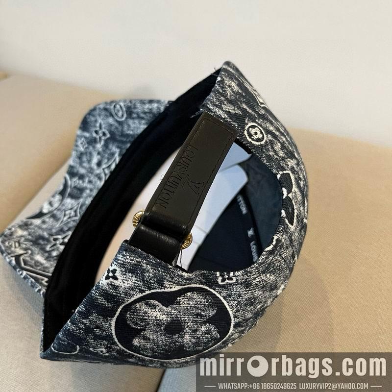 LV Hat dx39
