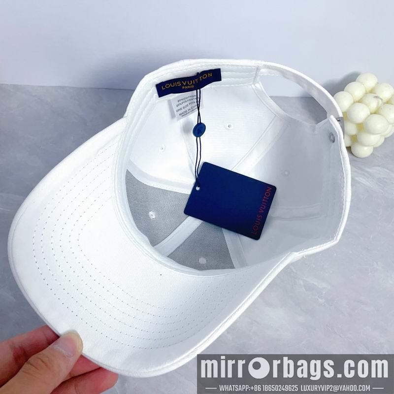 LV Hat dx39