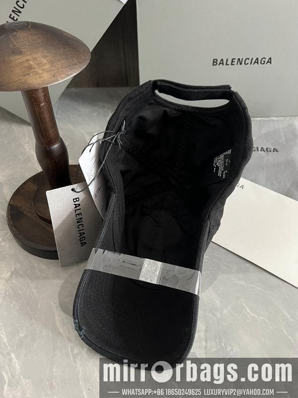 Balenciaga Hat dx42