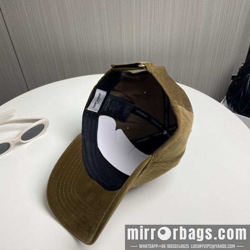 YSL Hat dx31