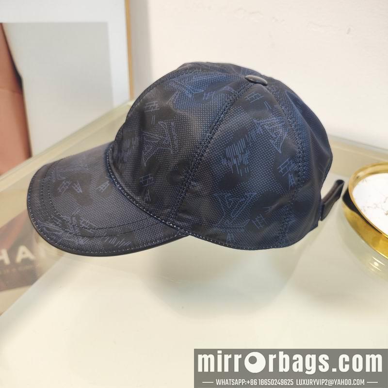 LV Hat dx138