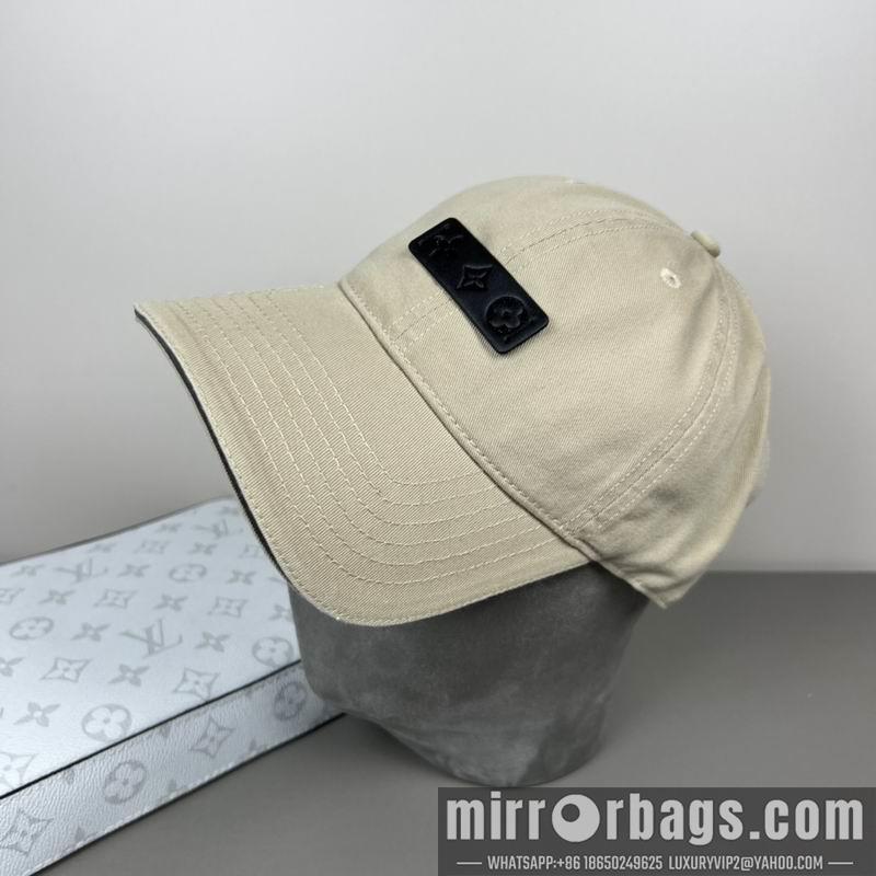 LV Hat dx62