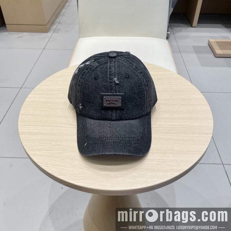 Prada Hat 040201