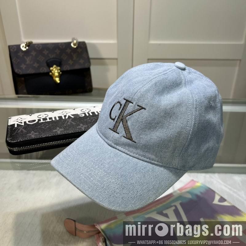 CK Hat dx04