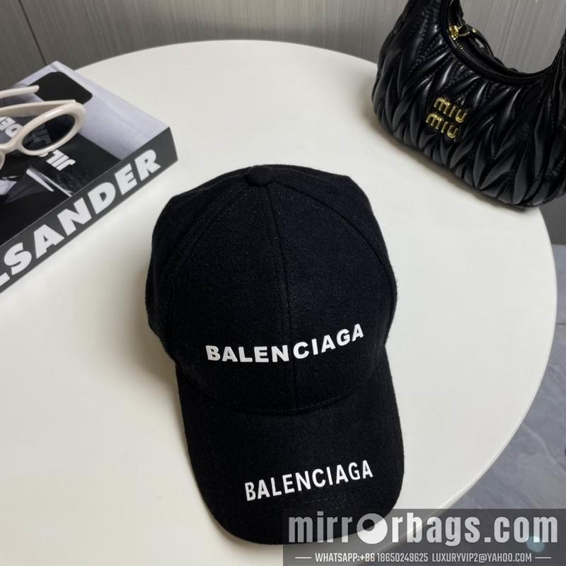 Balenciaga Hat dx113