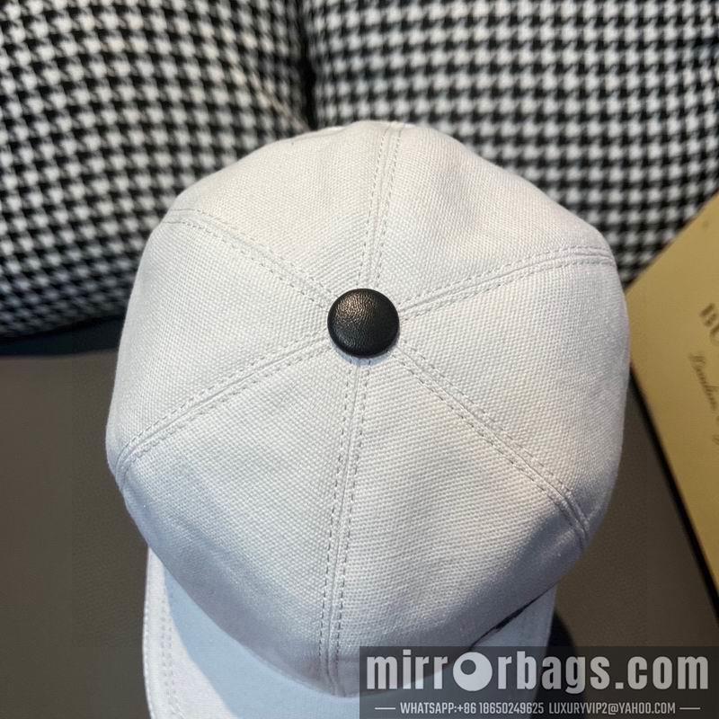 Burberry Hat 053101