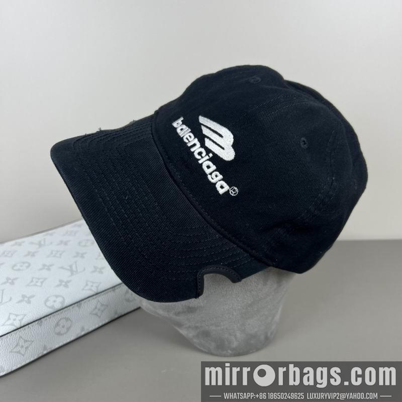 Balenciaga Hat dx28