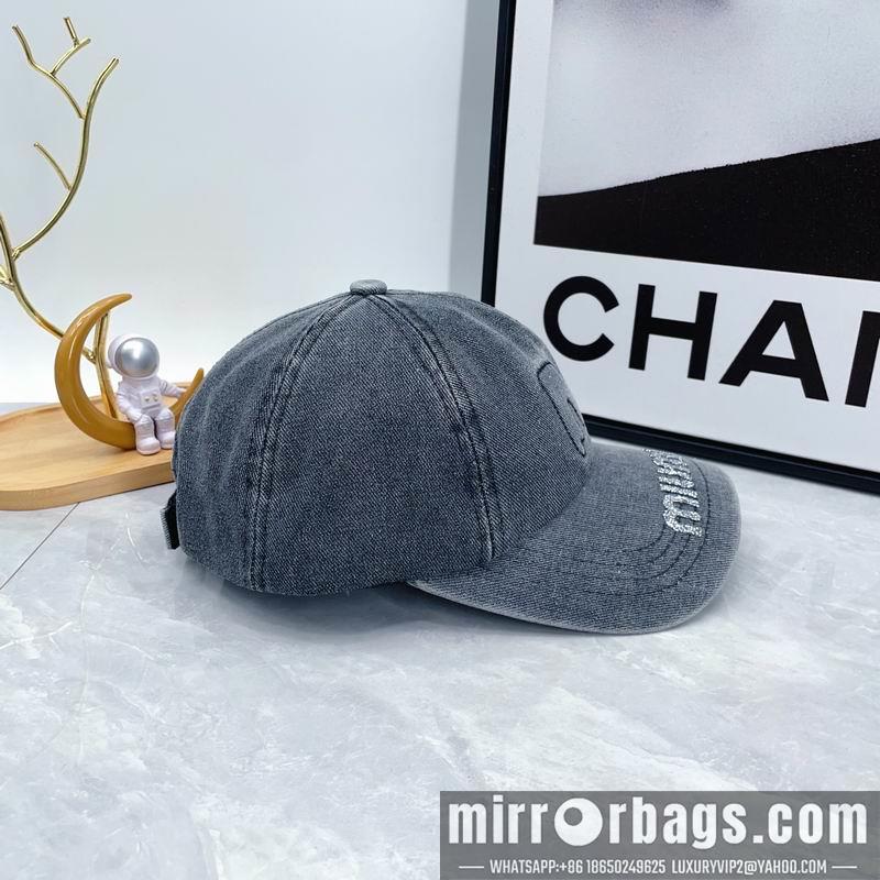 Miumiu Hat dx21
