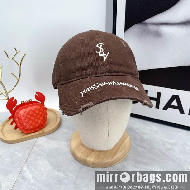 YSL Hat dx32