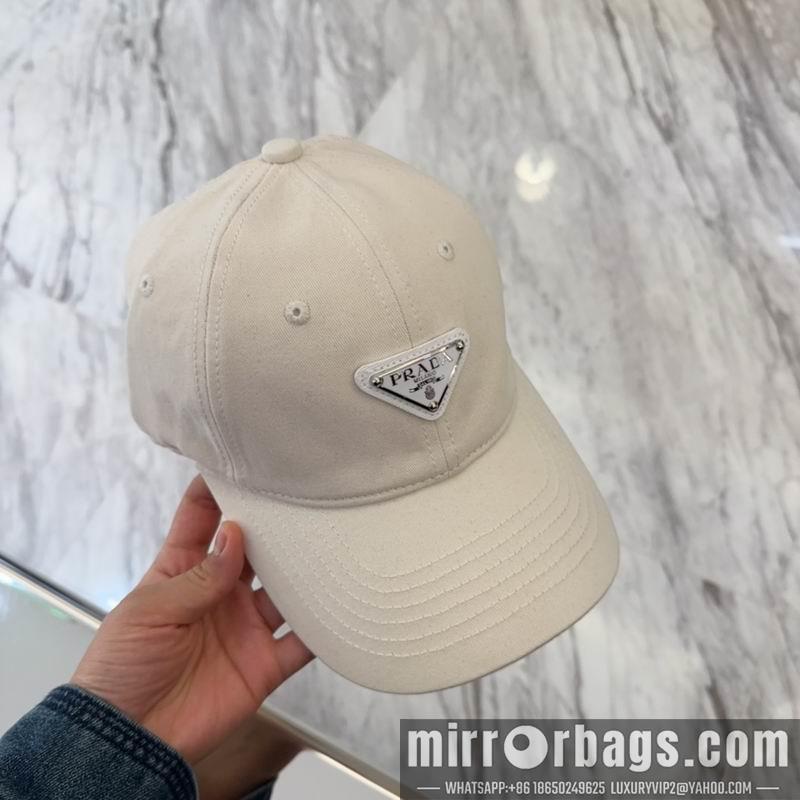 Prada Hat dx18