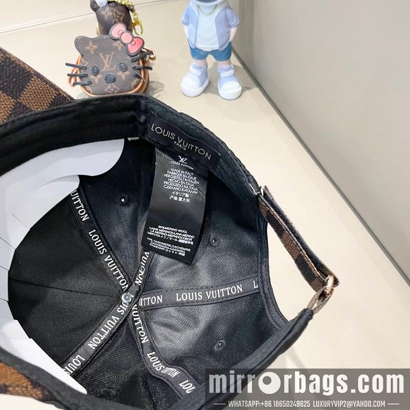 LV Hat 081803
