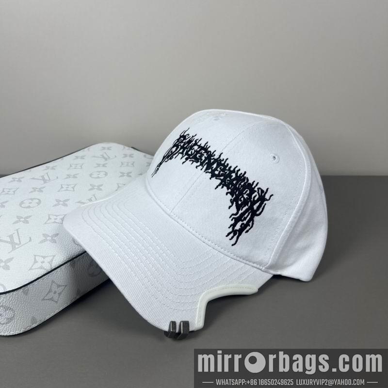 Balenciaga Hat dx05