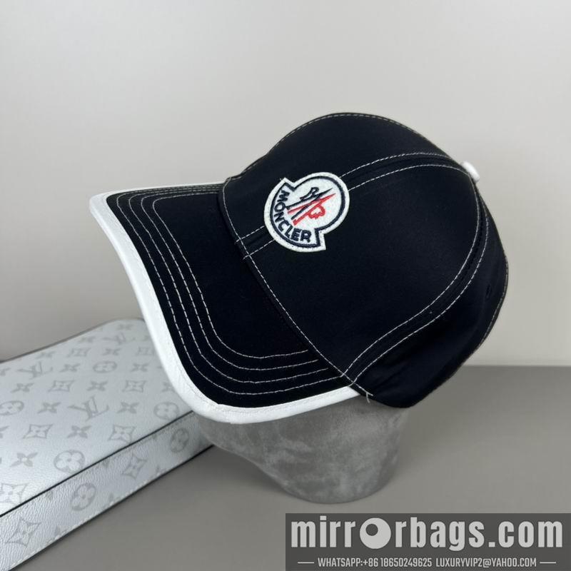 Moncler Hat dx40