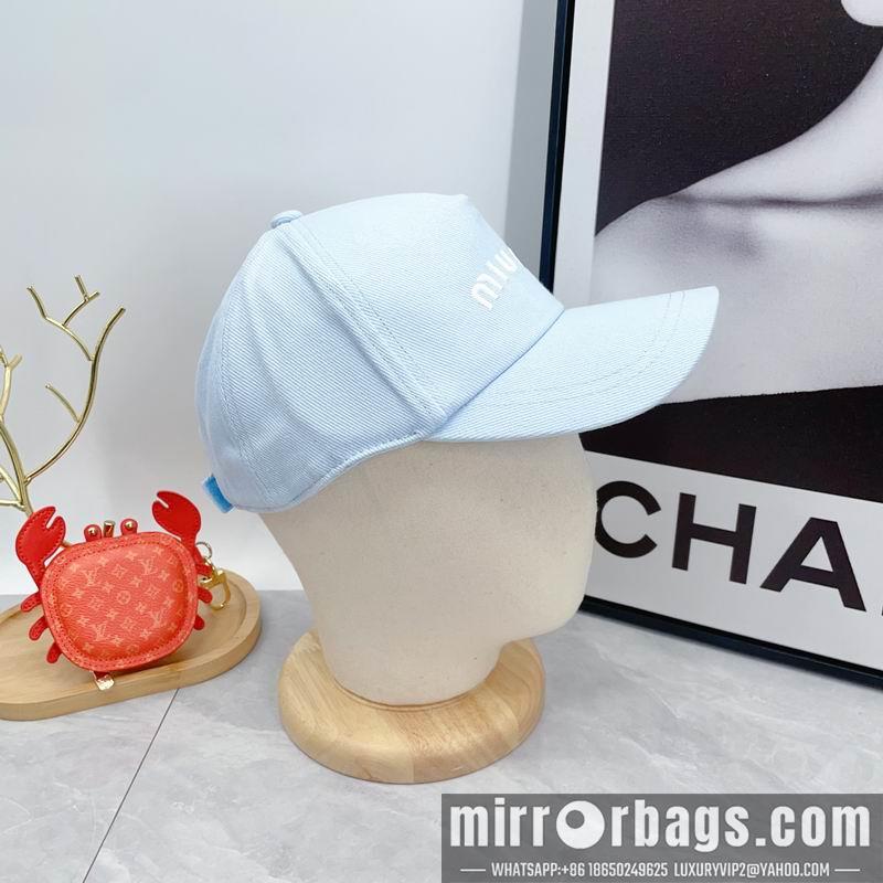 Miumiu Hat dx03