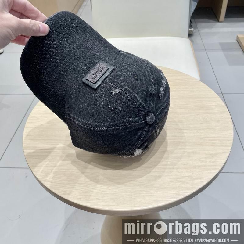 Prada Hat 040201