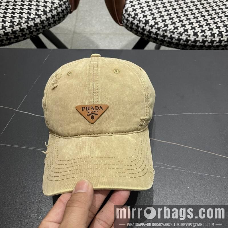 Prada Hat 040204
