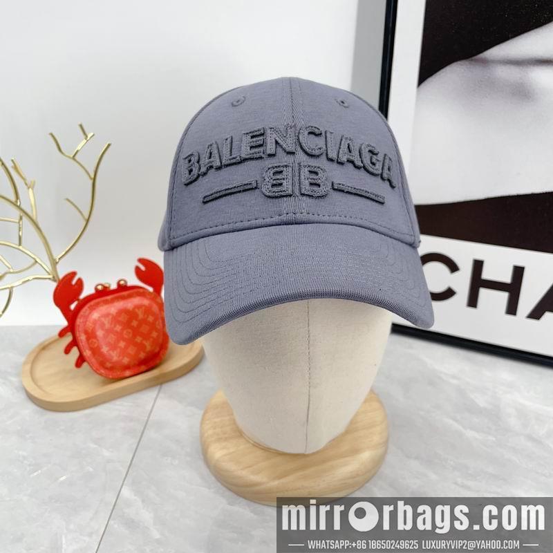 Balenciaga Hat dx03