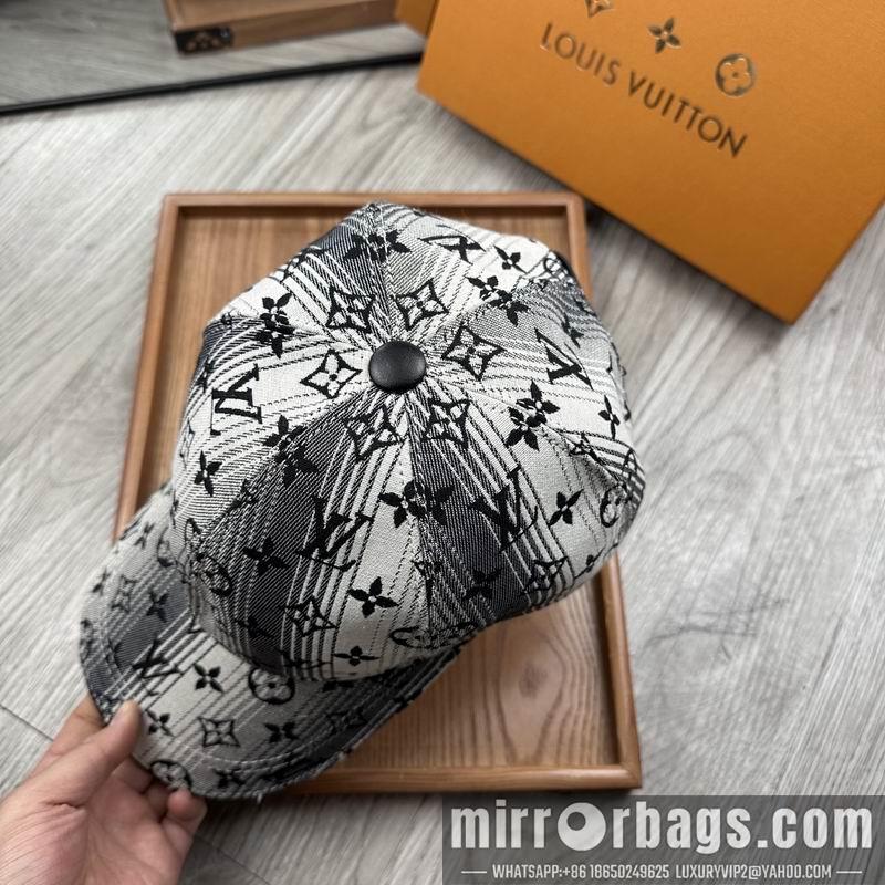LV Hat dx145