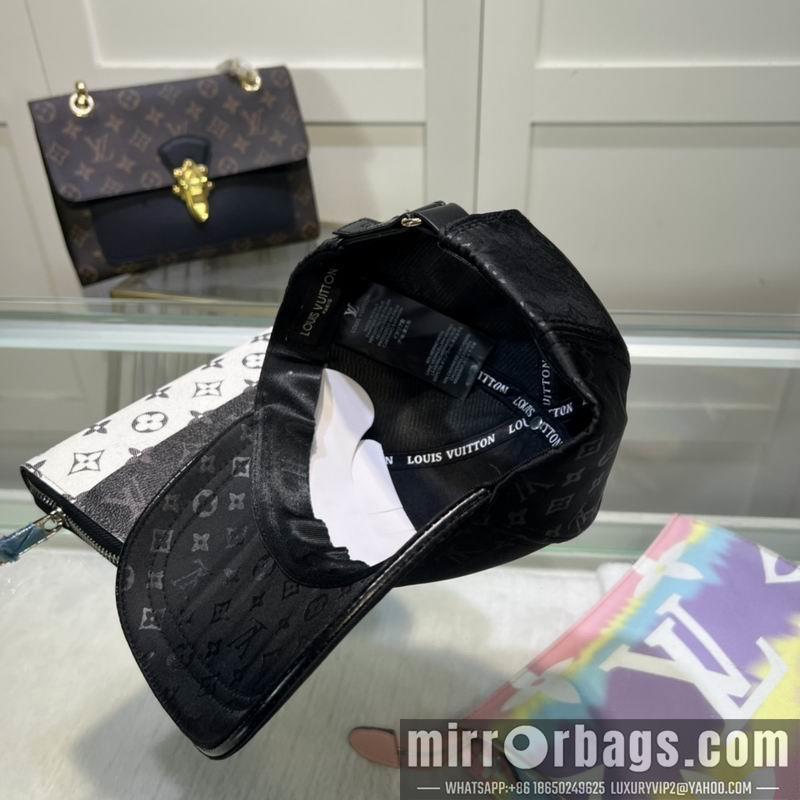 LV Hat dx111