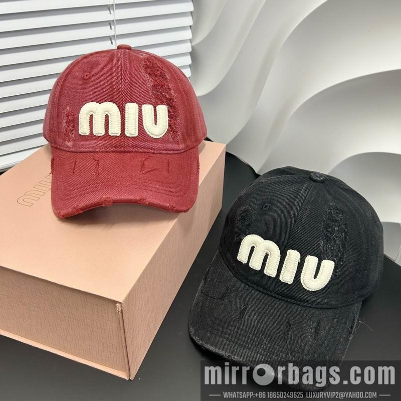 Miumiu Hat dx95