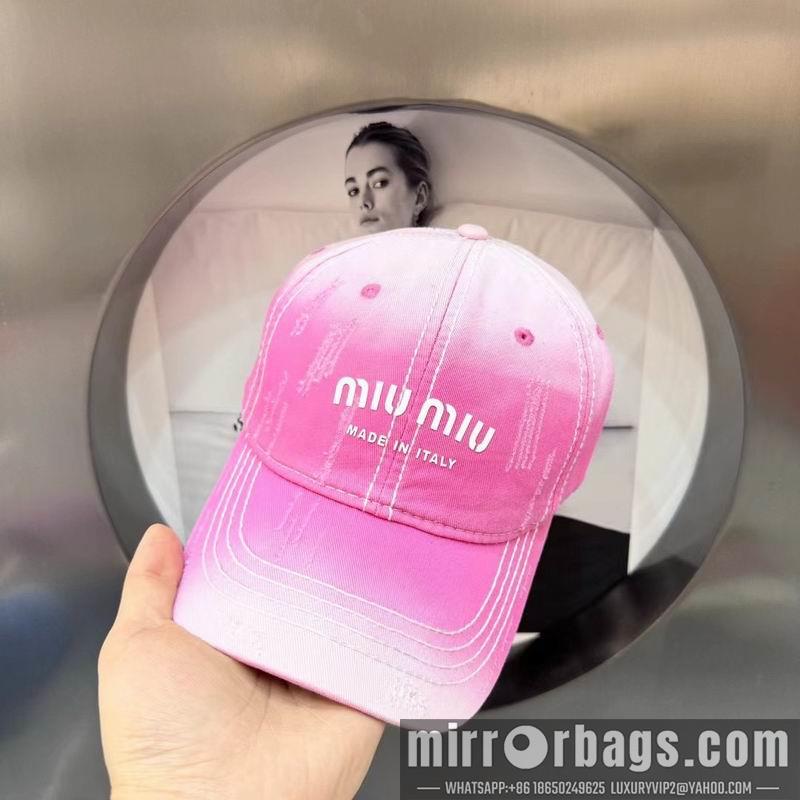 Miumiu Hat 041702