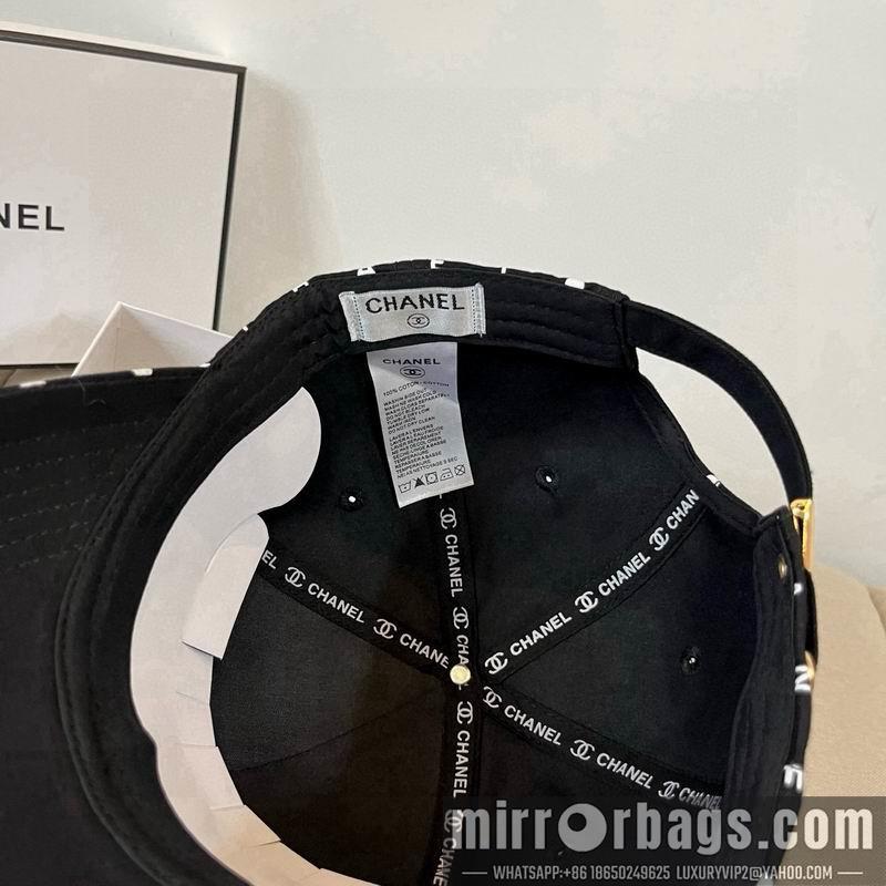 Chanel Hat dx30