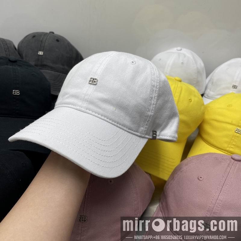 Balenciaga Hat dx61