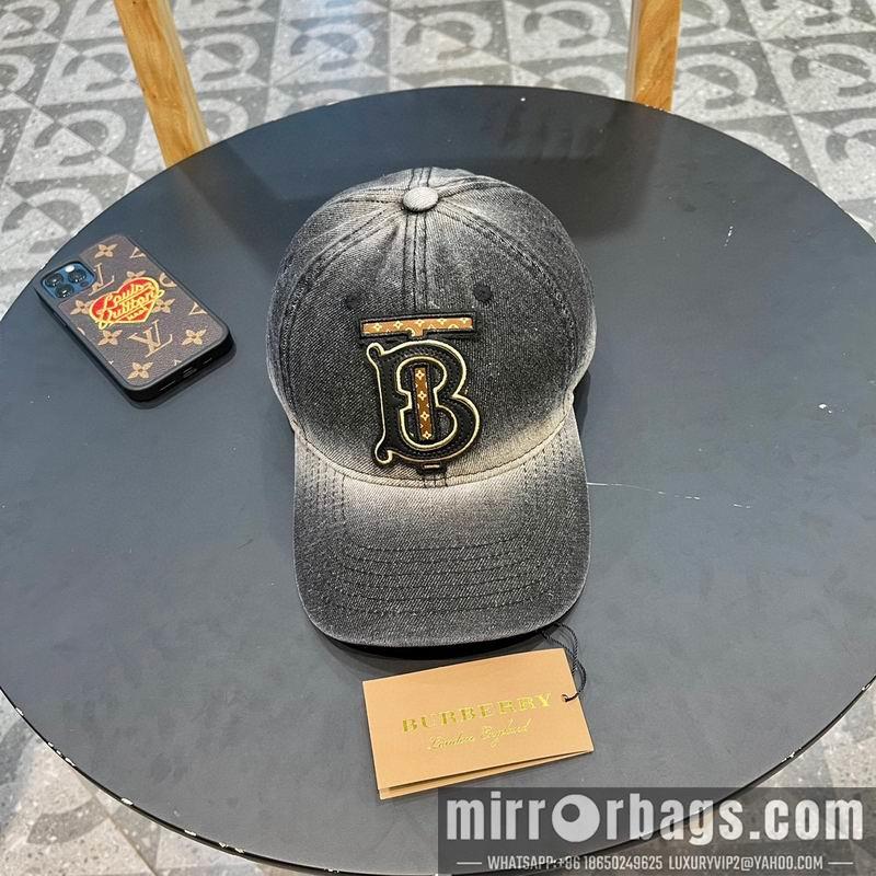 Burberry Hat 042802