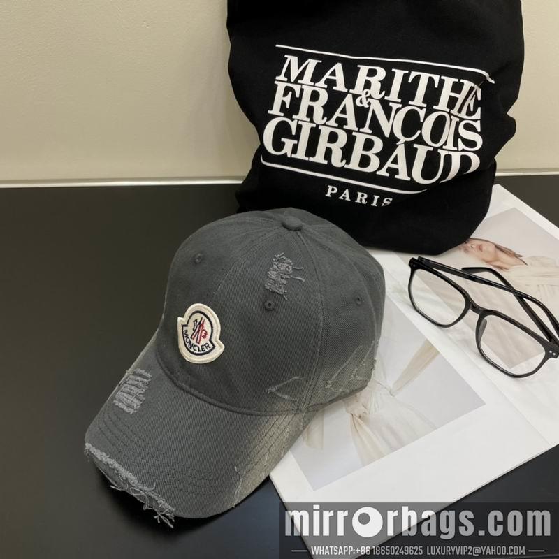 Moncler Hat 042601