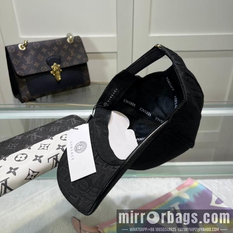 Versace Hat 050702