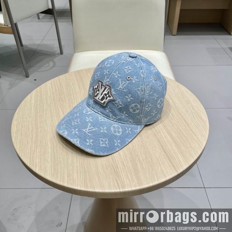 LV Hat 030747