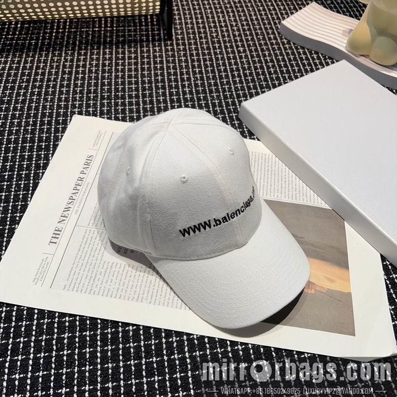 Balenciaga Hat dx01