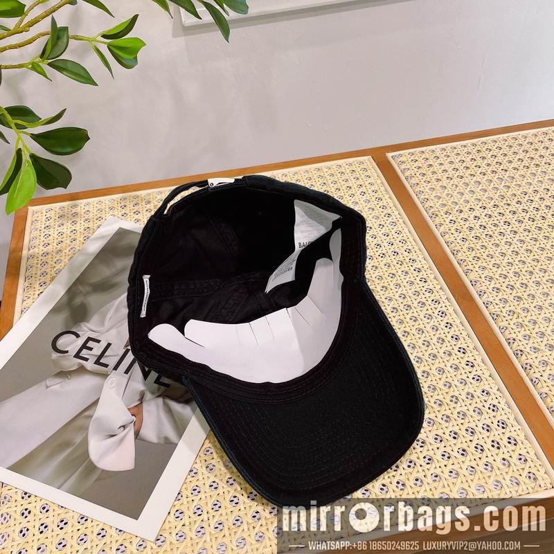 Balenciaga Hat dx112