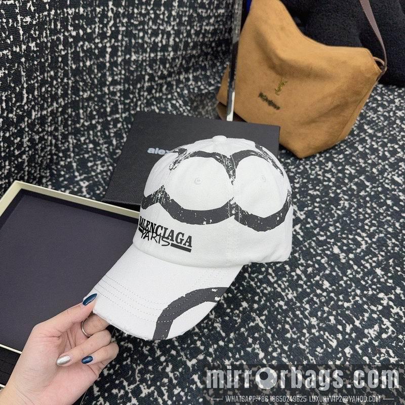 Balenciaga Hat 010601