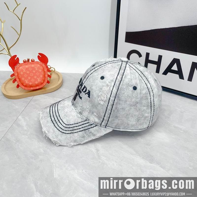Prada Hat dx14