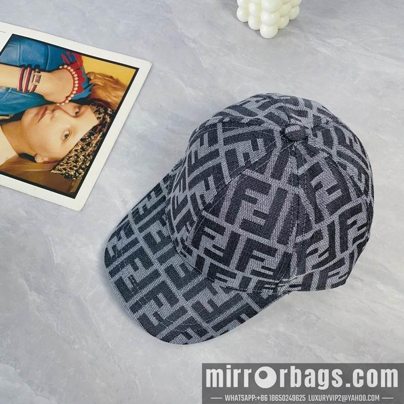 Fendi Hat dx29
