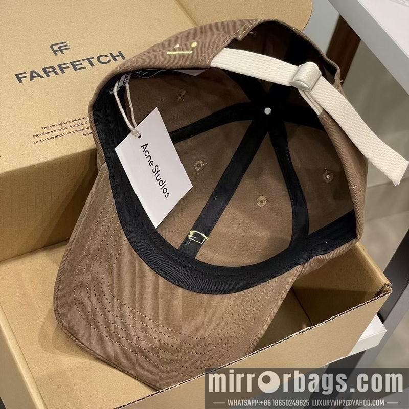 Acne Hat dx08